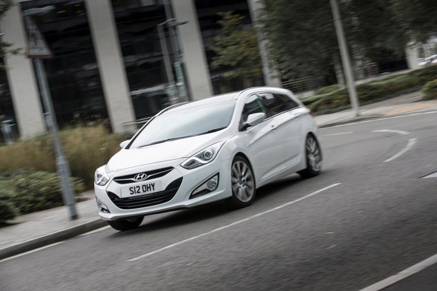  Hyundai i40 Tourer 2014 года  (UK) (фото 30 из 73)